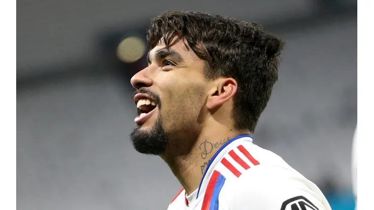 Olympique Lyonnais v Paris Saint-Germain - Ligue 1
