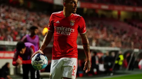 Gilberto é lateral-direito do Benfica, de Portugal