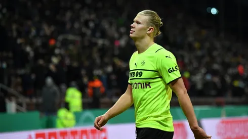 FC St Pauli v Borussia Dortmund – DFB Cup: Round of Sixteen