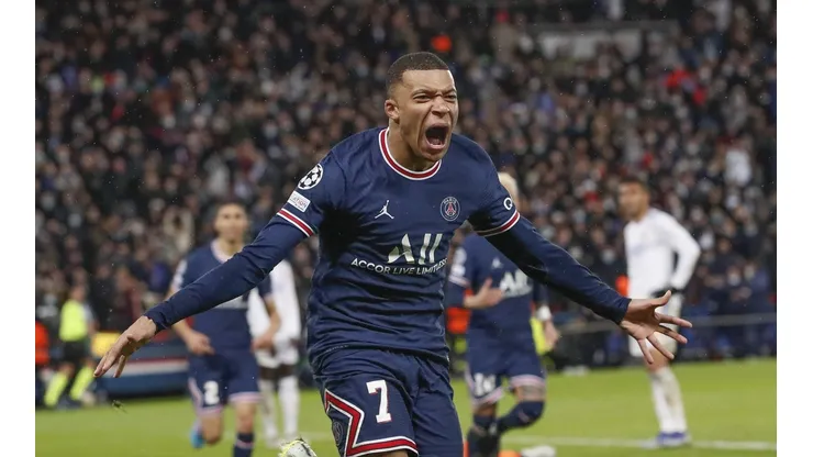 Paris Saint Germain v Real Madrid - UEFA Champions League