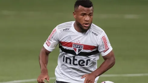 Luan, volante do São Paulo (Foto: Marcello Zambrana/AGIF)