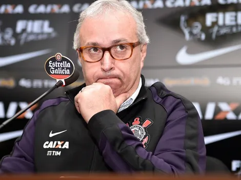 Esfriou! Busca por treinador atrasa contratação de centroavante no Corinthians