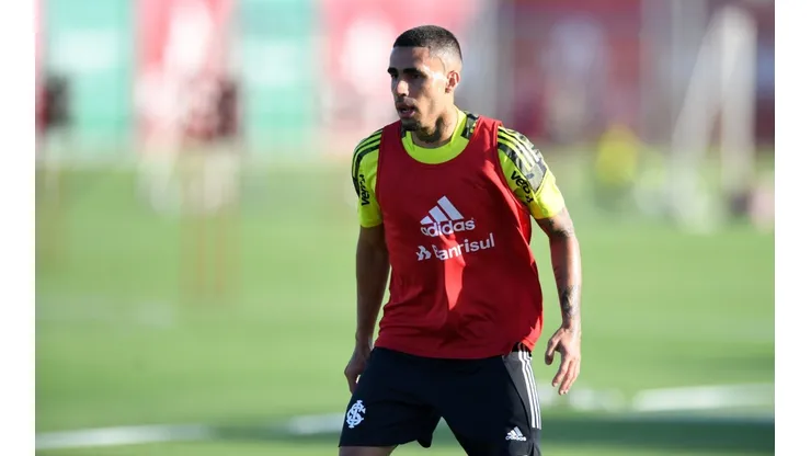 Gabriel já foi anunciado e treinou com o grupo