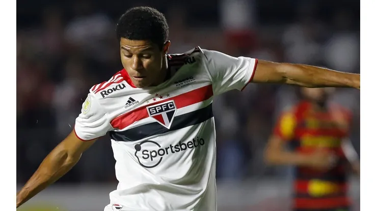 Gabriel Sara, meia do São Paulo (Foto: Getty Images)