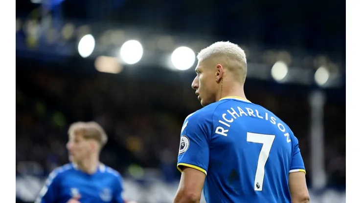 Everton v Aston Villa - Premier League