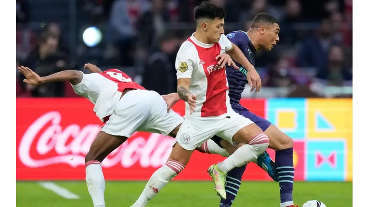 PSV e Ajax se enfrentam neste domingo (Foto: Getty Images)