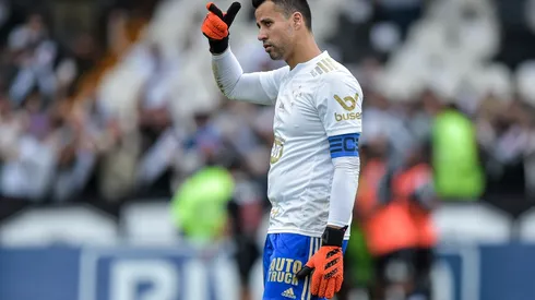 Goleiro Fábio vai defender o Fluminense
