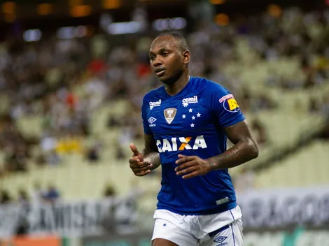 Ex-Cruzeiro Sassá não fecha acordo com Avaí e está livre no mercado
