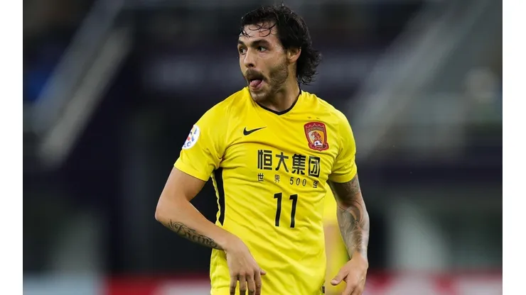 Ricardo Goulart foi anunciado como jogador do Santos (Foto: Getty Images)