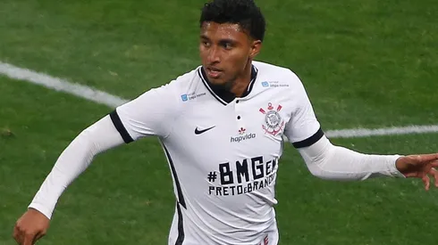 Éderson, em campo pelo Corinthians (Foto: Getty Images)