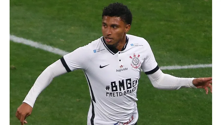 Éderson, em campo pelo Corinthians (Foto: Getty Images)