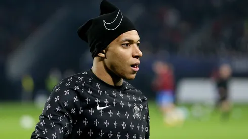 Entente Feignies-Aulnoye v Paris Saint-Germain - French Cup