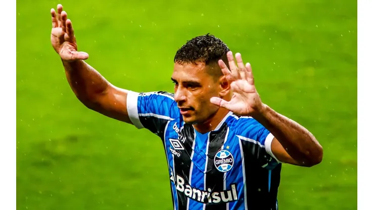 Diego Souza pode retornar ao Grêmio em 2022 (Foto: Getty Images)