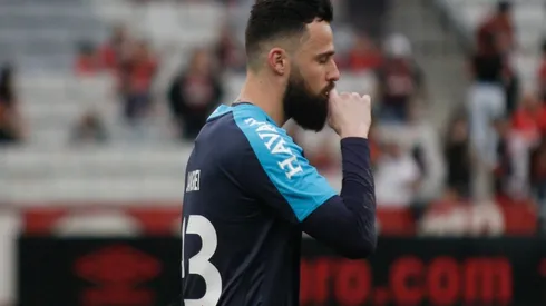 Jandrei disputou a última temporada pelo Santos (Foto: Gabriel Machado/AGIF)