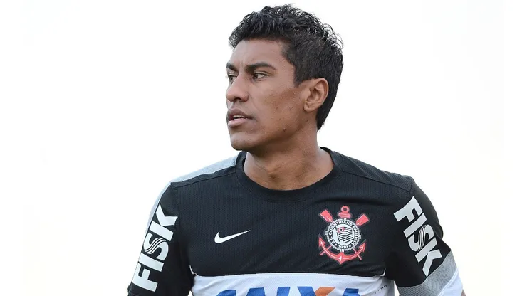 Paulinho está próximo de ser anunciado pelo Corinthians (Foto: Mauro Horita/AGIF)