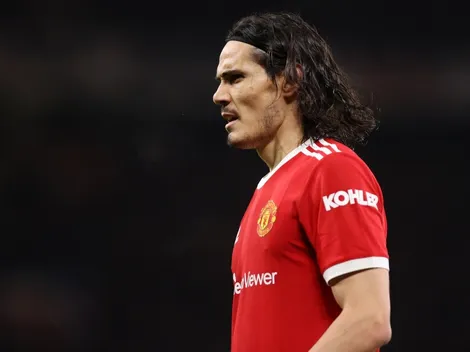 Gigante da Serie A quer atravessar o Barcelona para fechar com Cavani