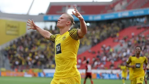 Bayer 04 Leverkusen v Borussia Dortmund – Bundesliga