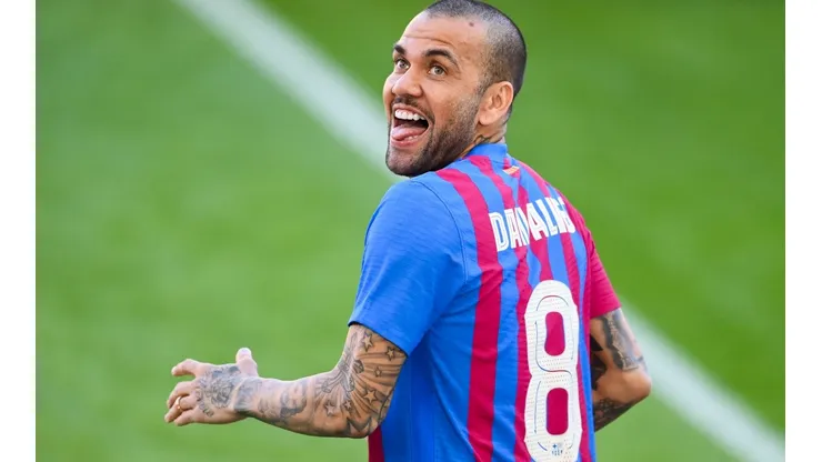 FC Barcelona Unveil New Signing Dani Alves