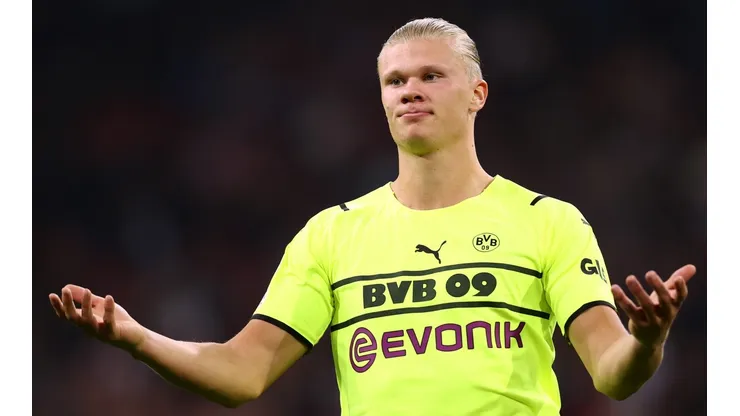 AFC Ajax v Borussia Dortmund: Group C - UEFA Champions League