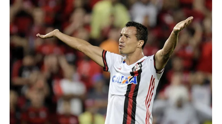 Flamengo v Ponte Preta - Brasileirao Series A 2017