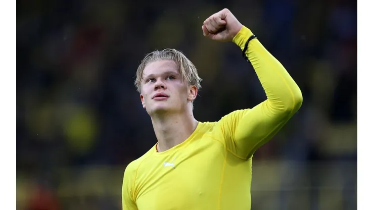Borussia Dortmund v Sport-Club Freiburg - Bundesliga