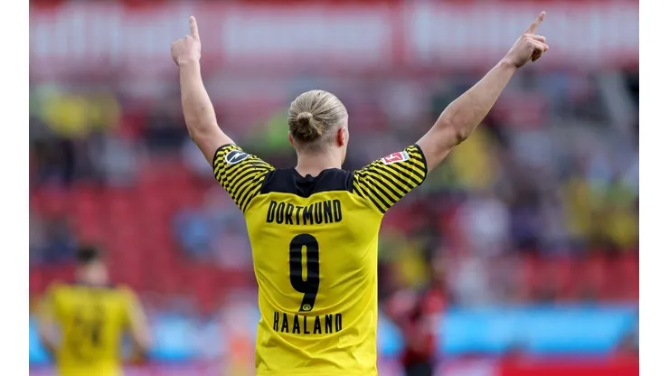 Bayer 04 Leverkusen v Borussia Dortmund - Bundesliga