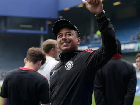 Manchester United coloca 7 jogadores na lista de saídas