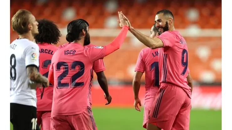 Valencia CF v Real Madrid - La Liga Santander
