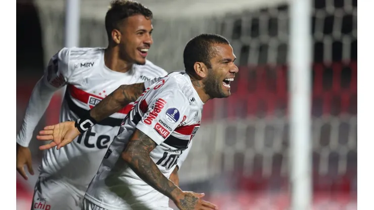 Sao Paulo v Lanus - Copa CONMEBOL Sudamericana 2020