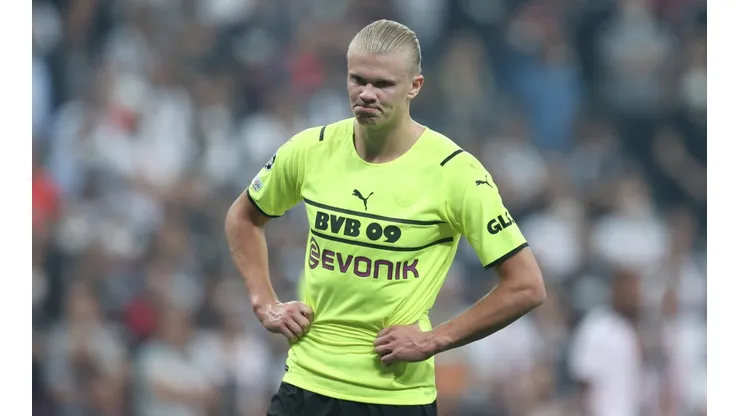 Besiktas v Borussia Dortmund: Group C - UEFA Champions League