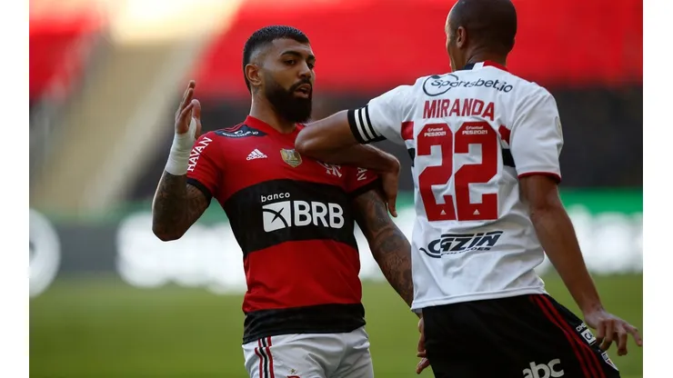 Flamengo v Sao Paulo - Brasileirao 2021