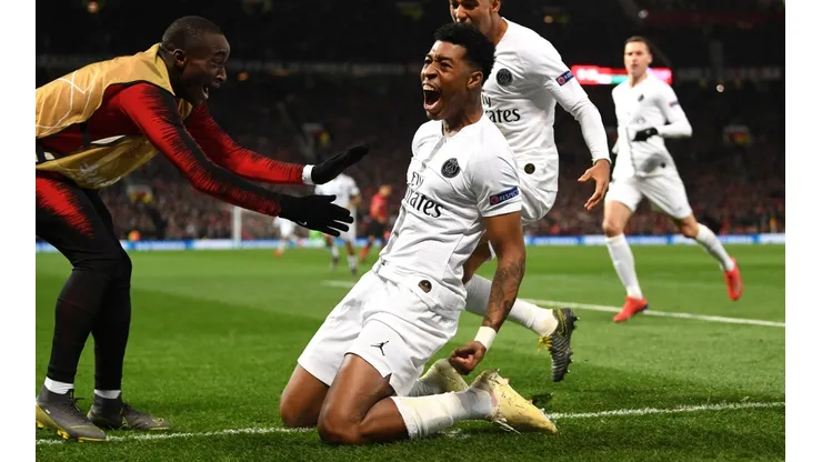 Manchester United v Paris Saint-Germain - UEFA Champions League Round of 16: First Leg