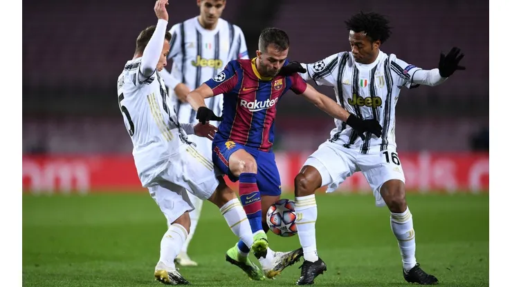 FC Barcelona v Juventus: Group G - UEFA Champions League