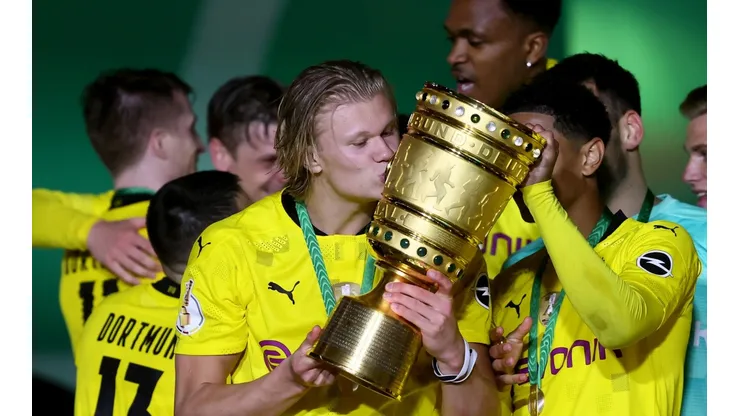 RB Leipzig v Borussia Dortmund - DFB Cup Final 2021