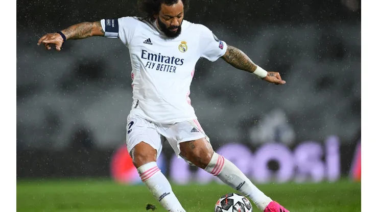 Real Madrid v Chelsea - UEFA Champions League Semi Final: Leg One