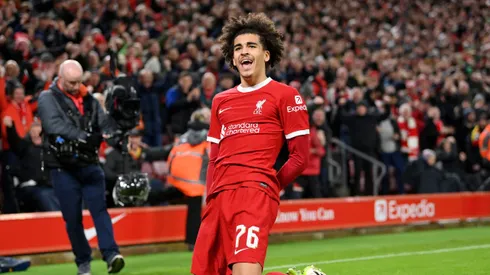Jayden Danns comemora gol pelo Liverpool. (Photo by Justin Setterfield/Getty Images)