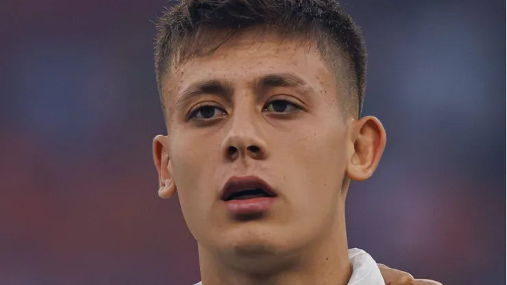 Uma das grandes promessas do Real Madrid, Arda Güler foi especulado no Bayer Leverkusen.
