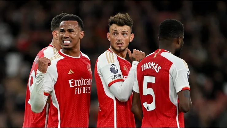Corinthians: Jogador do Arsenal é visto treinando no CT Joaquim Grava. (Photo by Shaun Botterill/Getty Images)