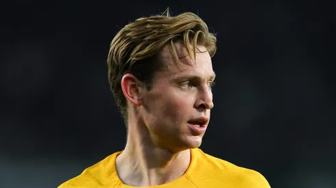 Barcelona: Gigante da Premier League sonda De Jong; Barça expõe preço. (Photo by David Ramos/Getty Images)