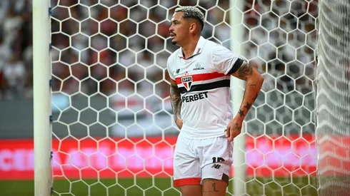 Luciano em campo durante a partida entre Juventude e São Paulo, pelo Brasileirão. (Foto Arena LTDA / Alamy Stock Photo)