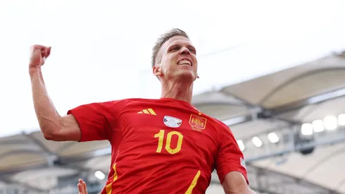 Barcelona deve vender até quatro estrelas para a chegada de Dani Olmo. (Photo by Alex Livesey/Getty Images)