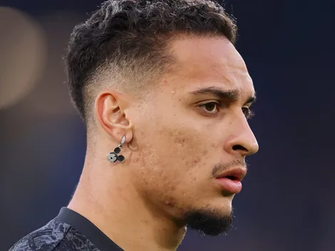 Manchester United diz para Antony procurar novo clube