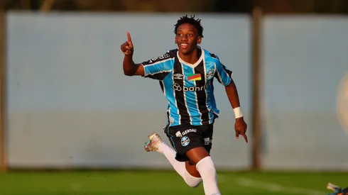 Gabriel Mec, joia do Grêmio desejada pelo Chelsea (Foto: Guilherme Testa | Grêmio)