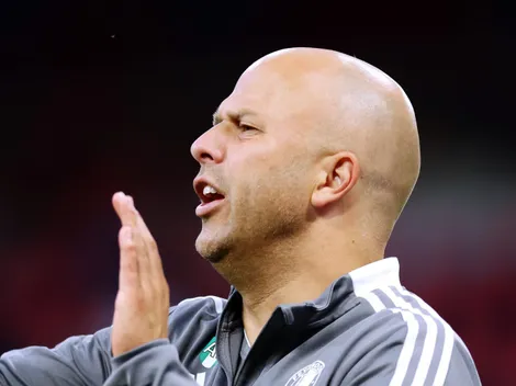 Liverpool: Arne Slot coloca Tyler Morton na lista de transferência