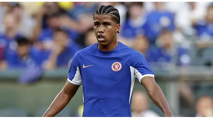 Andrey Santos tem destino definido pelo Chelsea.
