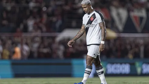 David em campo pelo Vasco na partida contra o Atlético-GO pelo Brasileirão. (AGIF / Alamy Stock Photo)