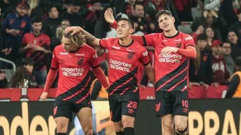 Boca Juniors decide contratar gringo do Athletico Paranaense avaliado em R$ 35 milhões Foto: Robson Mafra/AGIF