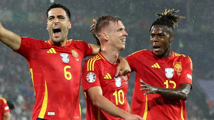 Dani Olmo, Mikel Merino eNico Williams (Photo by Alex Grimm/Getty Images)