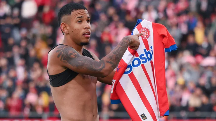 Savinho deixou o Girona e está oficilizado pelo Manchester City.