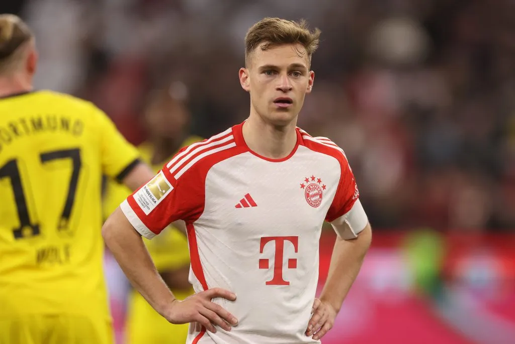 Joshua Kimmich pelo Bayern de Munique. (Photo by Alexander Hassenstein/Getty Images)